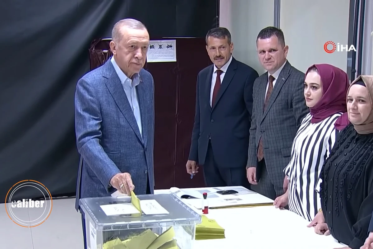 Demokratiyanın Şərq lokomotivi: Türkiyənin may imtahanı - VİDEO
