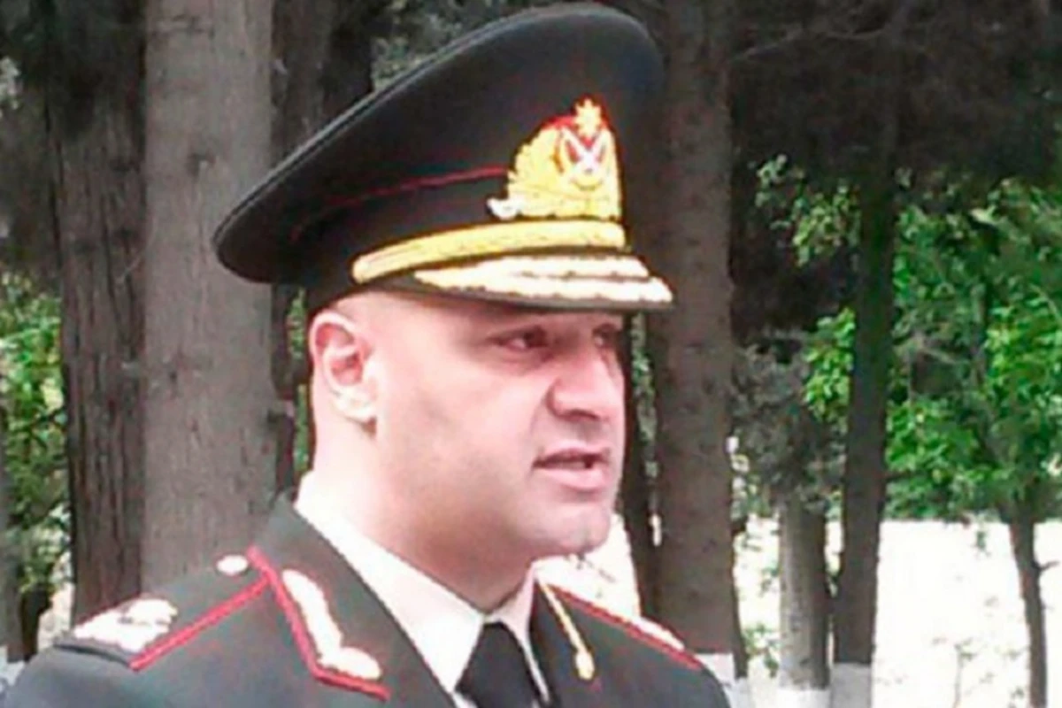 Yeni rəis generalı işdən çıxardı