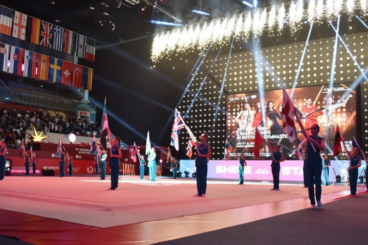 Avropa Gimnastikasının bayrağı Azərbaycandan Macarıstana ötürülüb