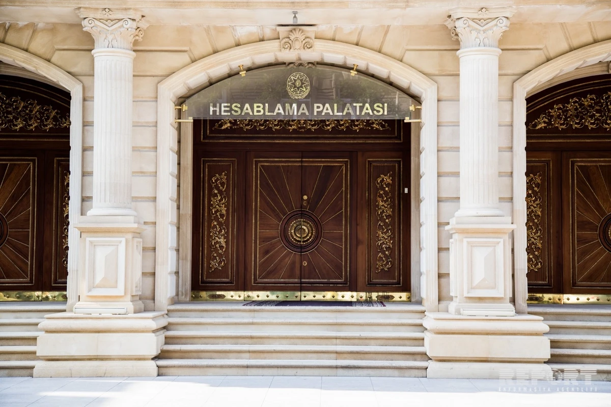 Hesablama Palatası illik hesabatlarını təqdim etməyən nazirlikləri, dövlət qurumlarını açıqlayıb