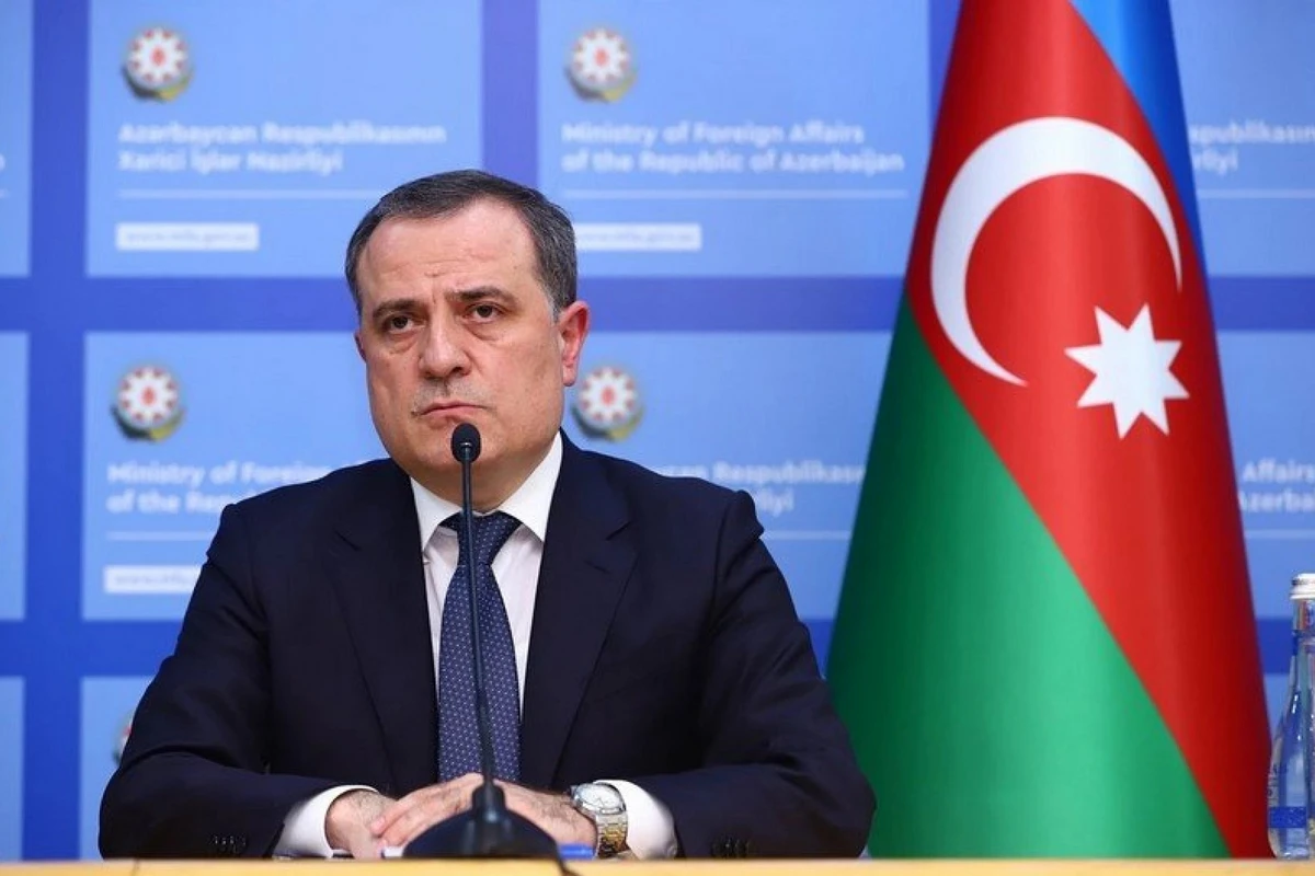 Ceyhun Bayramovun əsir əsgərlərlə bağlı məktubu BMT-nin sənədi kimi yayılıb Ceyhun Bayramovun əsir əsgərlərlə bağlı məktubu BMT-nin sənədi kimi yayılıb