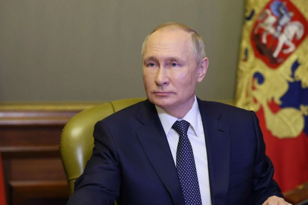 Putin: “Üçtərəfli görüşdə nəqliyyat əlaqələrinin açılması məsələsi müzakirə olunacaq”