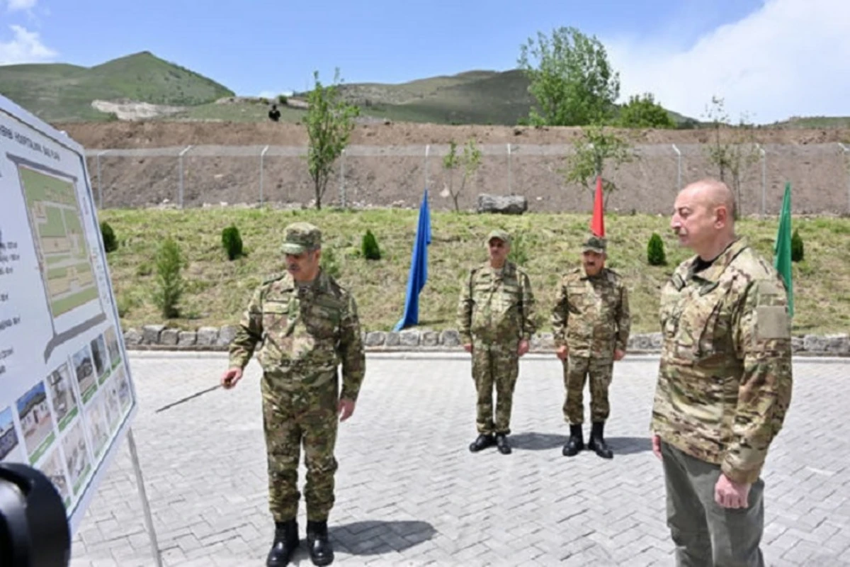Президент Ильхам Алиев принял участие в открытии военного госпиталя в Кельбаджаре - ФОТО
