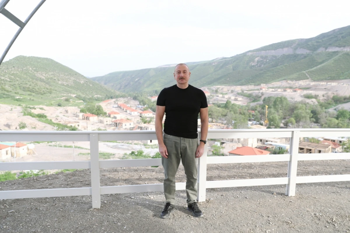 İlham Əliyev Laçın şəhərində bir sıra tədbirlərdə iştirak edib