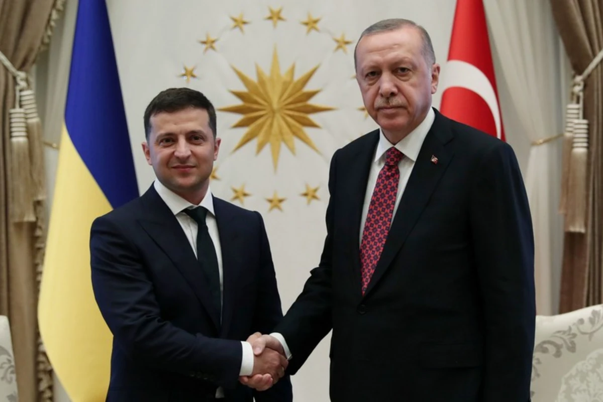 Zelenski və Ərdoğan Rusiya-Ukrayna müharibəsində baş verənləri müzakirə ediblər