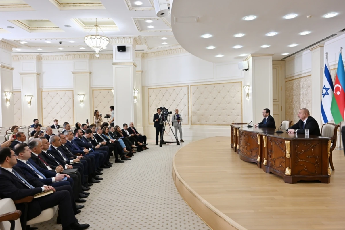 Prezident: “Yəhudi icmasının nümayəndələri ərazi bütövlüyümüz uğrunda bizimlə çiyin-çiyinə döyüşüblər”