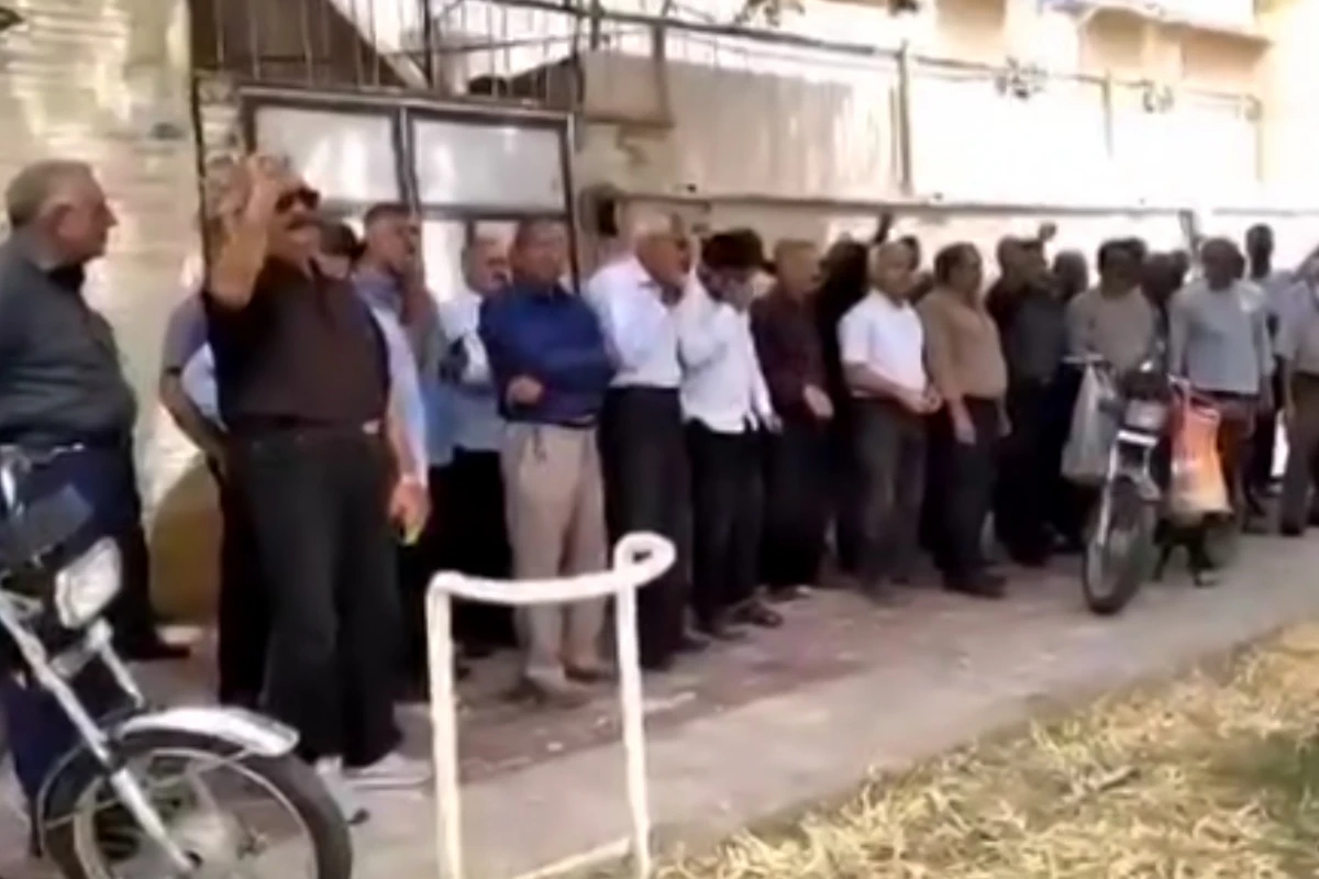 İranda pensiyaçıların etirazı davam edir - VİDEO