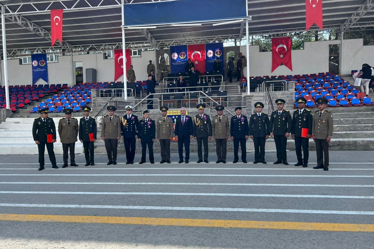 Xüsusi Riskli Xilasetmə Xidmətinin hərbçiləri Türkiyədə kurs keçiblər - FOTO