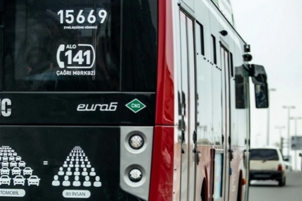 Bakıda avtobusların hərəkət intervalında gecikmələr müşahidə edilir