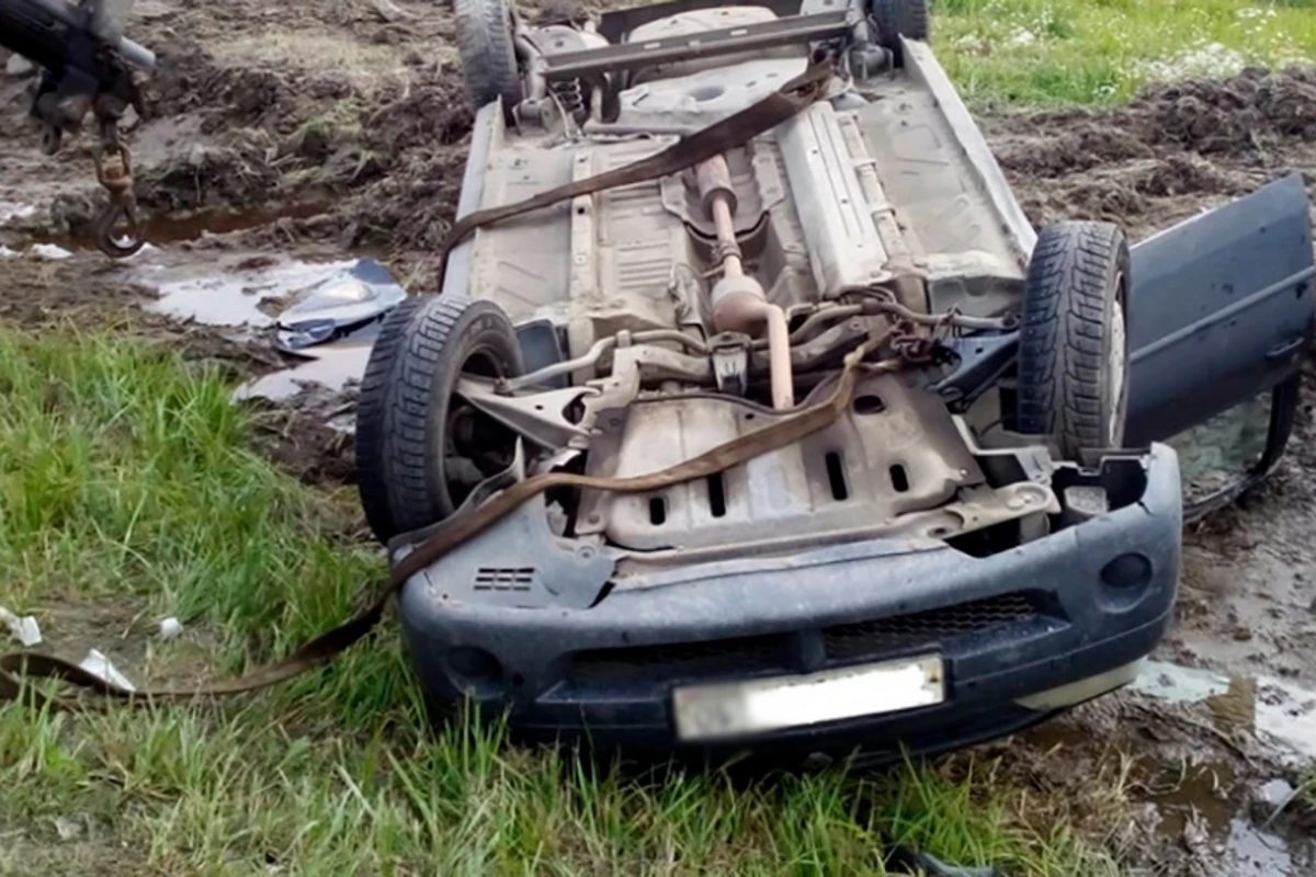 В Баку 24-летний парень на арендованном автомобиле погиб в ДТП