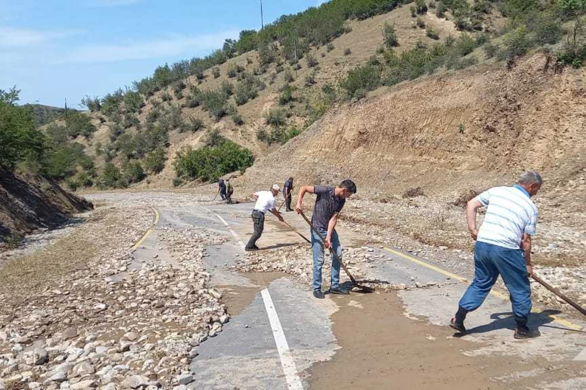 İsmayıllı yolundakı son vəziyyət açıqlandı - FOTO İsmayıllı yolundakı son vəziyyət açıqlandı - FOTO