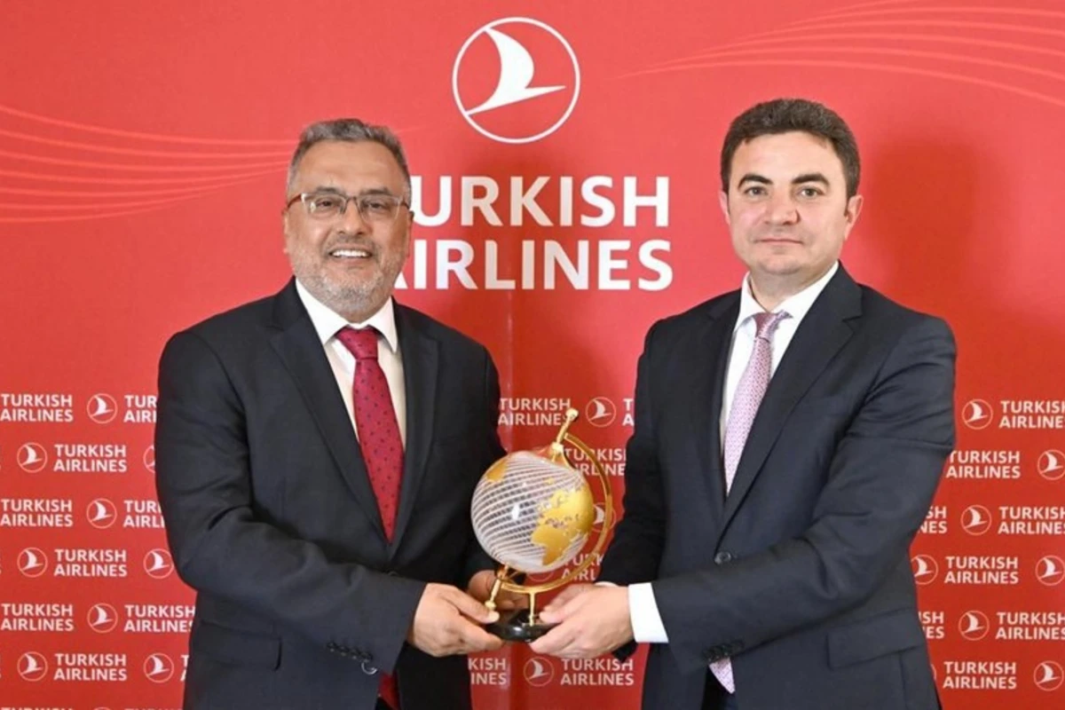 AZAL и Turkish Airlines обсудили перспективы сотрудничества в авиационной сфере - ФОТО