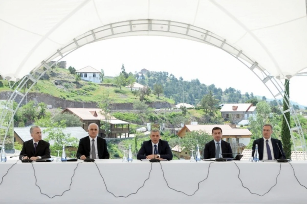 Əlaqələndirmə Qərargahının Laçın şəhərində növbəti iclası keçirilib - FOTO