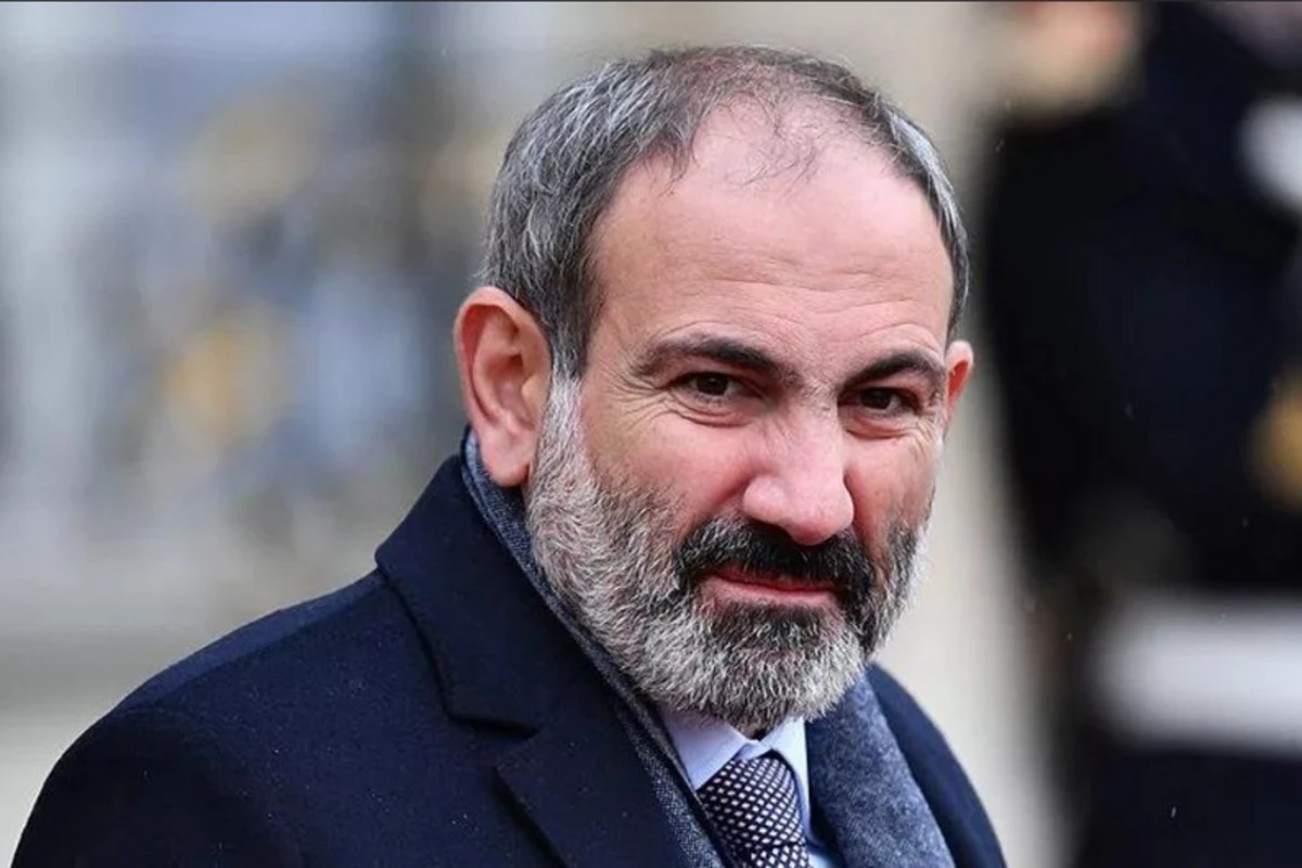 Riyakar demokrat - Paşinyanın ikiüzlülüyü - ŞƏRH