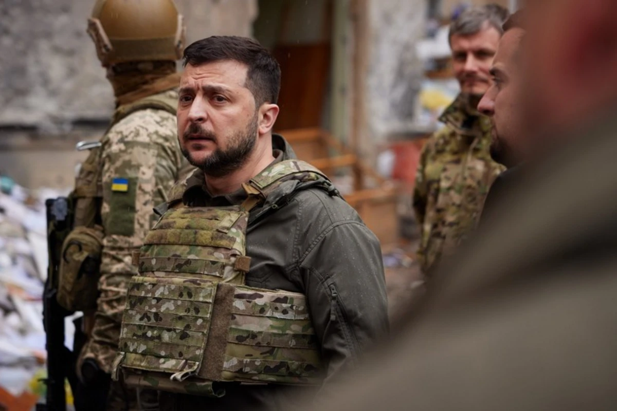 Zelenski: “Müharibə zamanı Ukrayna NATO-ya daxil ola bilməz”