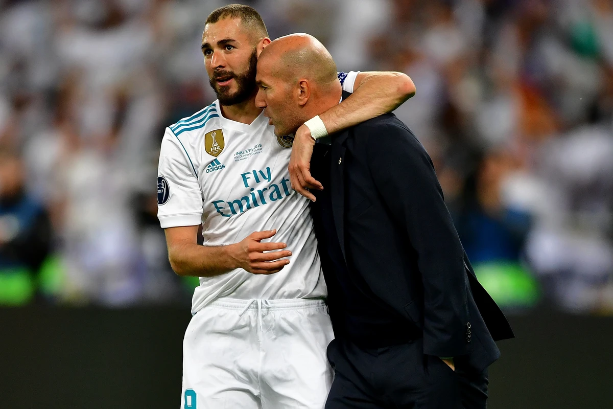 Zidan Benzema haqqında: Meydanda nə etmək lazım olduğunu...