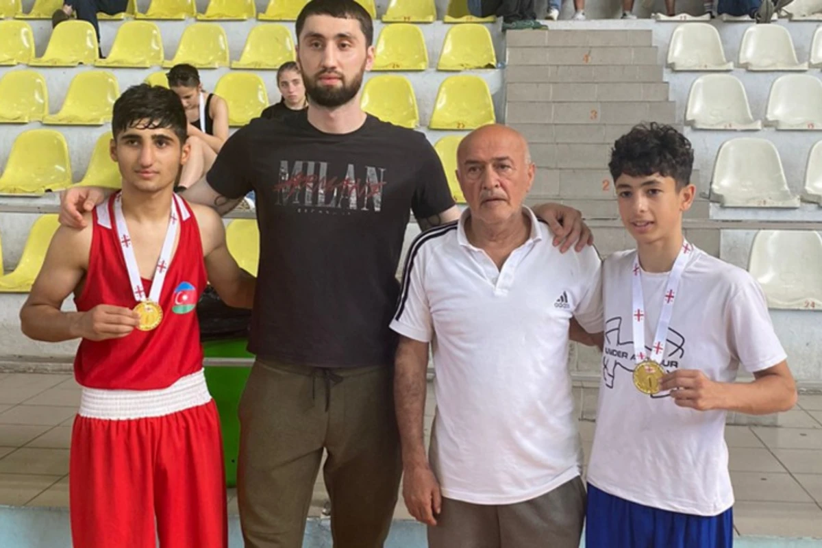 Azərbaycanın yeniyetmə boksçuları Gürcüstanda 13 medal qazanıblar - FOTO