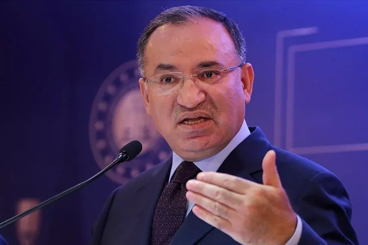 Türkiyənin eks ədliyyə nazirinə yeni vəzifə verildi Türkiyənin eks ədliyyə nazirinə yeni vəzifə verildi