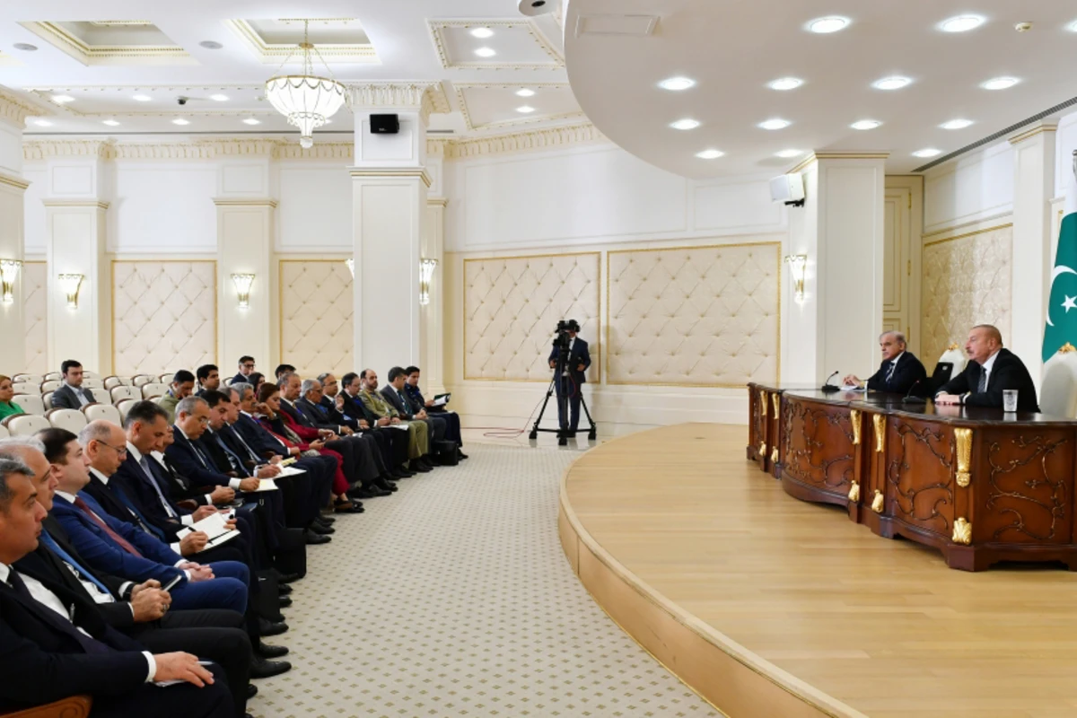 Президент: Азербайджан восстановил территориальную целостность благодаря своей военной мощи Президент: Азербайджан восстановил территориальную целостность благодаря своей военной мощи