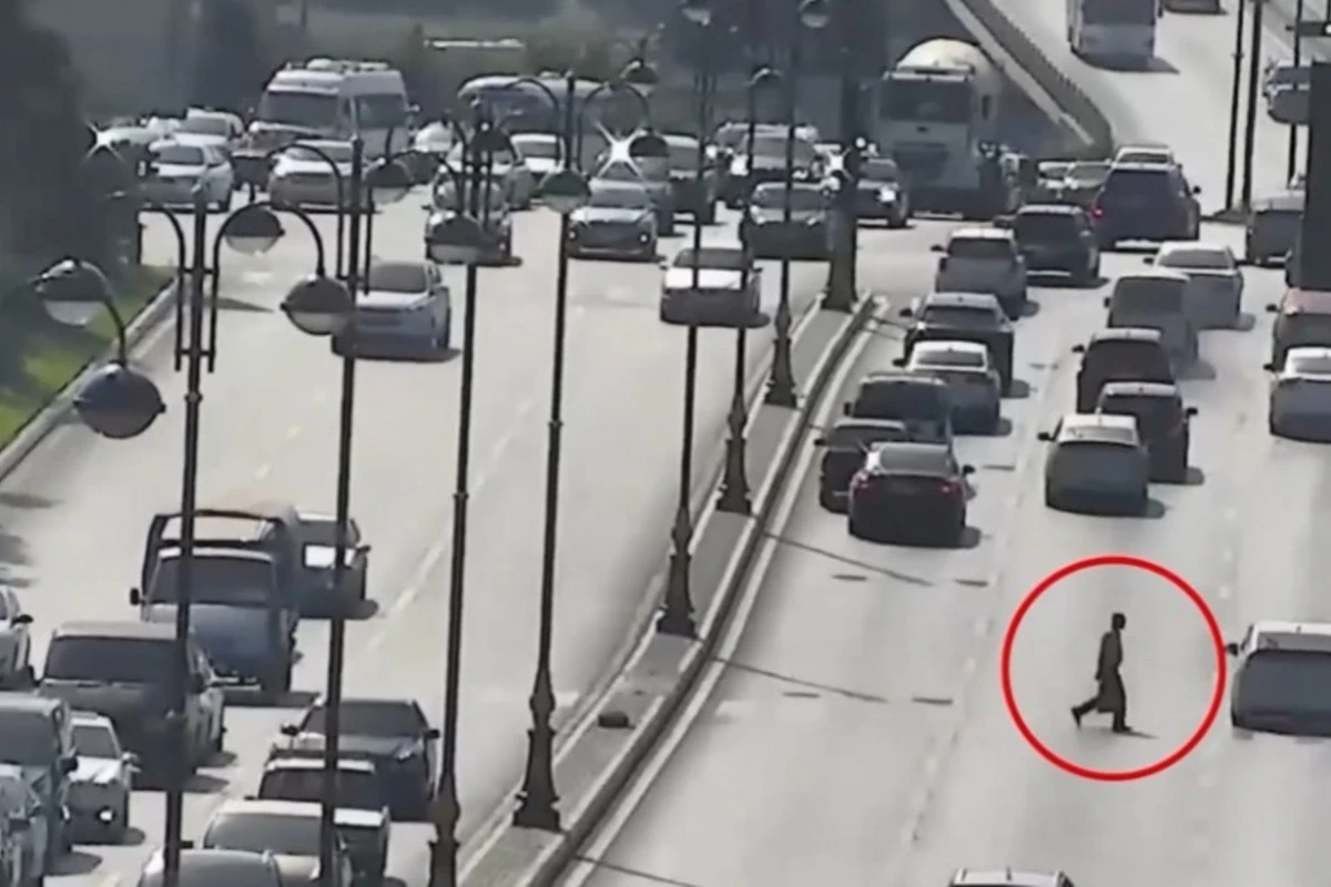 Piyadalara yol verməyən 10 min sürücü cərimələnib - 500 min manat... - VİDEO