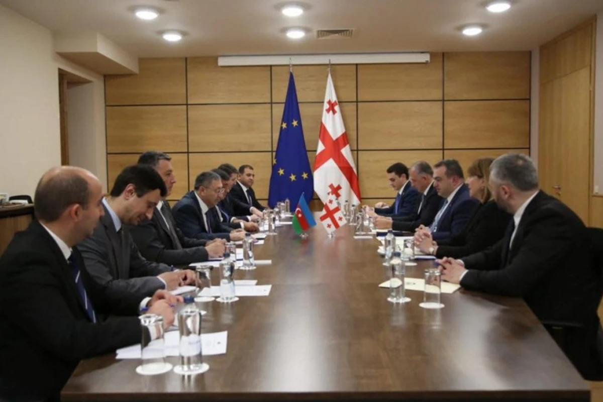 Azərbaycan və Gürcüstan XİN arasında siyasi məsləhətləşmələr keçirilib