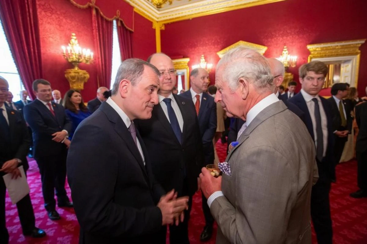 Ceyhun Bayramov Böyük Britaniya kralı ilə görüşüb