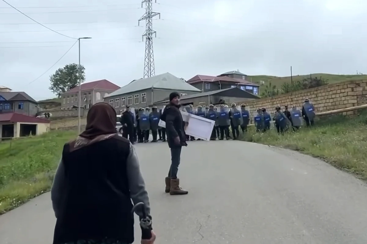 Komissiya sədri: “Söyüdlü kəndi və ətrafında xüsusi cihazlarla hava ölçüləri aparılıb, qorxulu amillər yoxdur”