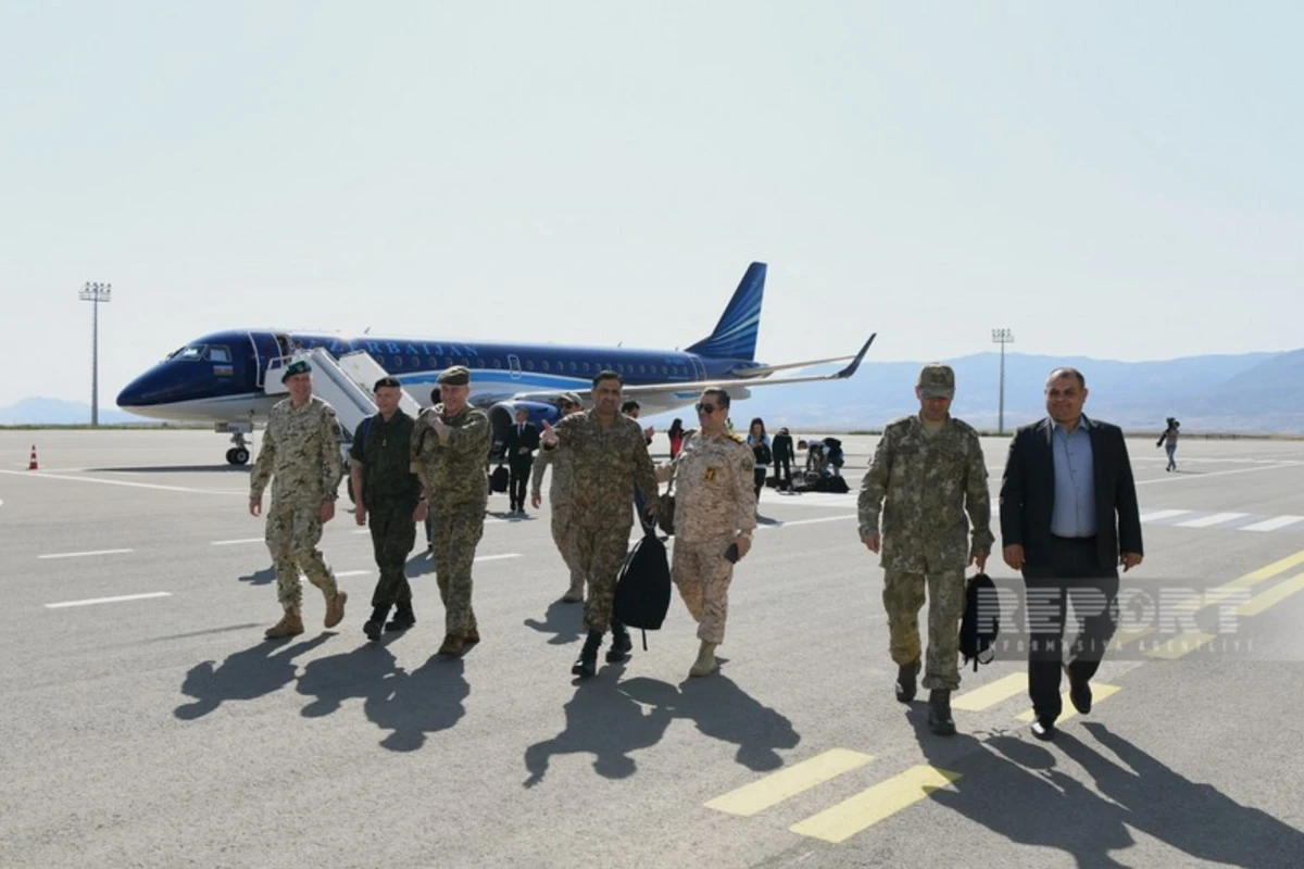 Иностранные дипломаты и военные атташе прибыли в Зангилан - ФОТО