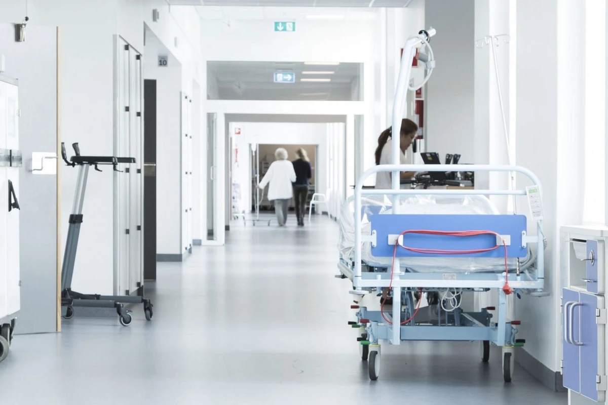 3 aydır reanimasiyada olan müğənni süni tənəffüs aparatına qoşuldu - FOTO 3 aydır reanimasiyada olan müğənni süni tənəffüs aparatına qoşuldu - FOTO