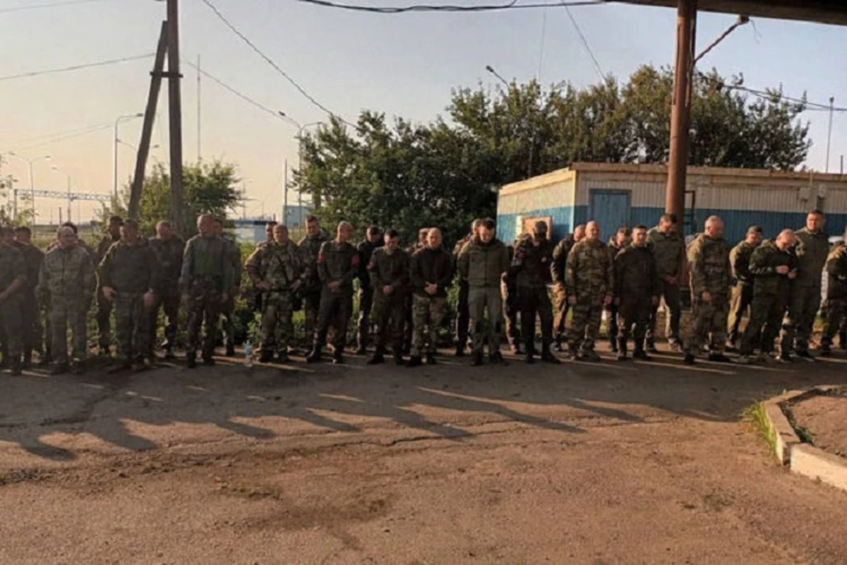 Российская армия сложила оружие в Воронеже - ФОТО