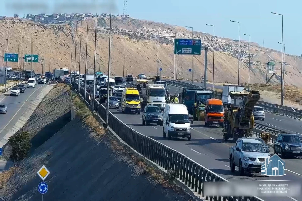 Bakı dairəvi yolunda sıxlıq yaranıb - VİDEO Bakı dairəvi yolunda sıxlıq yaranıb - VİDEO