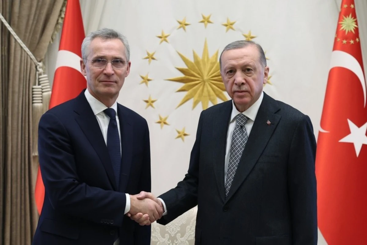 Ərdoğan və Stoltenberq Rusiyadakı son hadisələri müzakirə edib