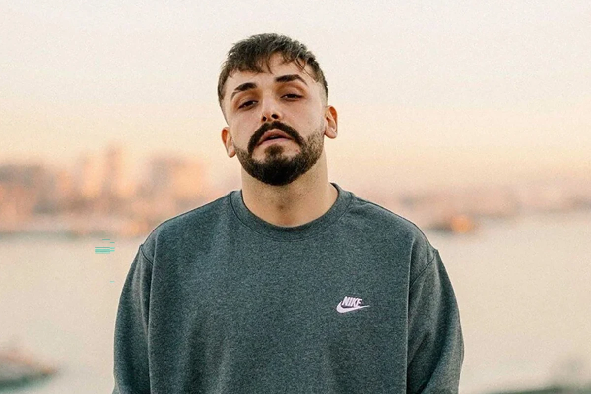 Repçi Sefo gül naxışlı geyimi ilə TƏƏCCÜBLƏNDİRDİ - FOTO