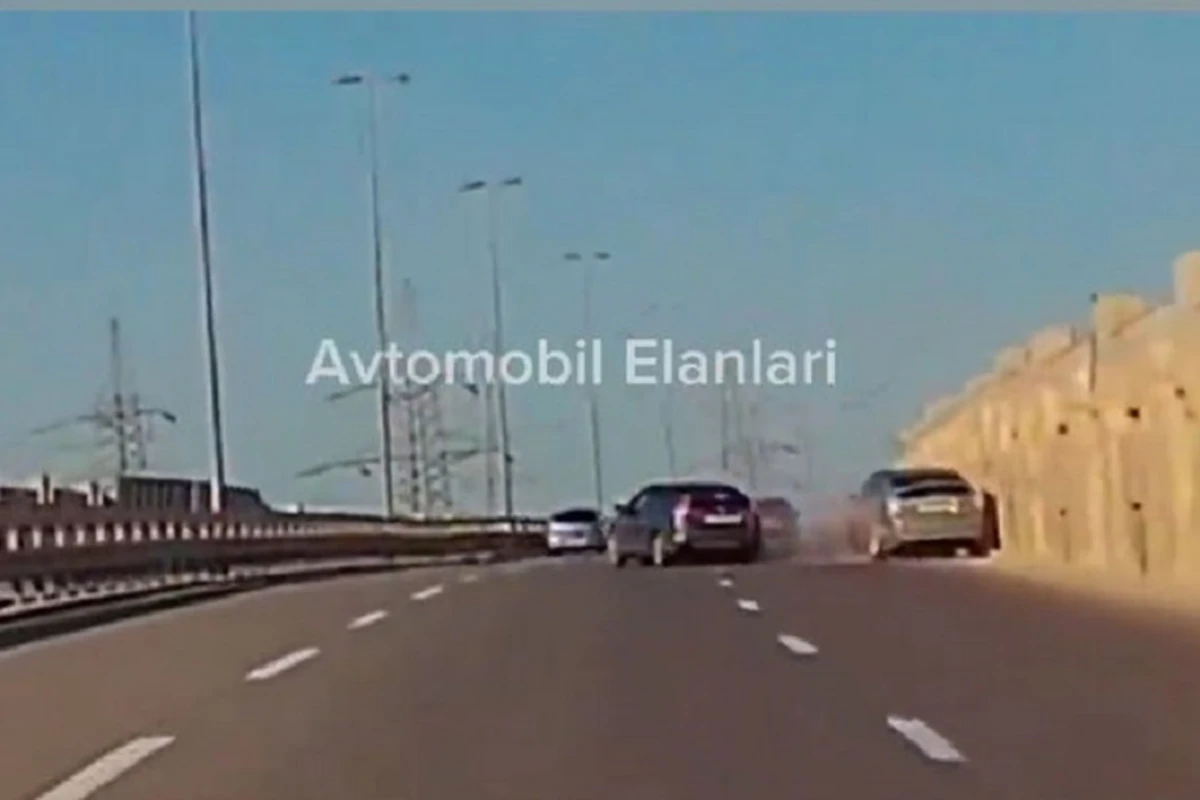Zığ şosesində “Honda” “Prius”a çırpıldı - ANBAAN VİDEO
