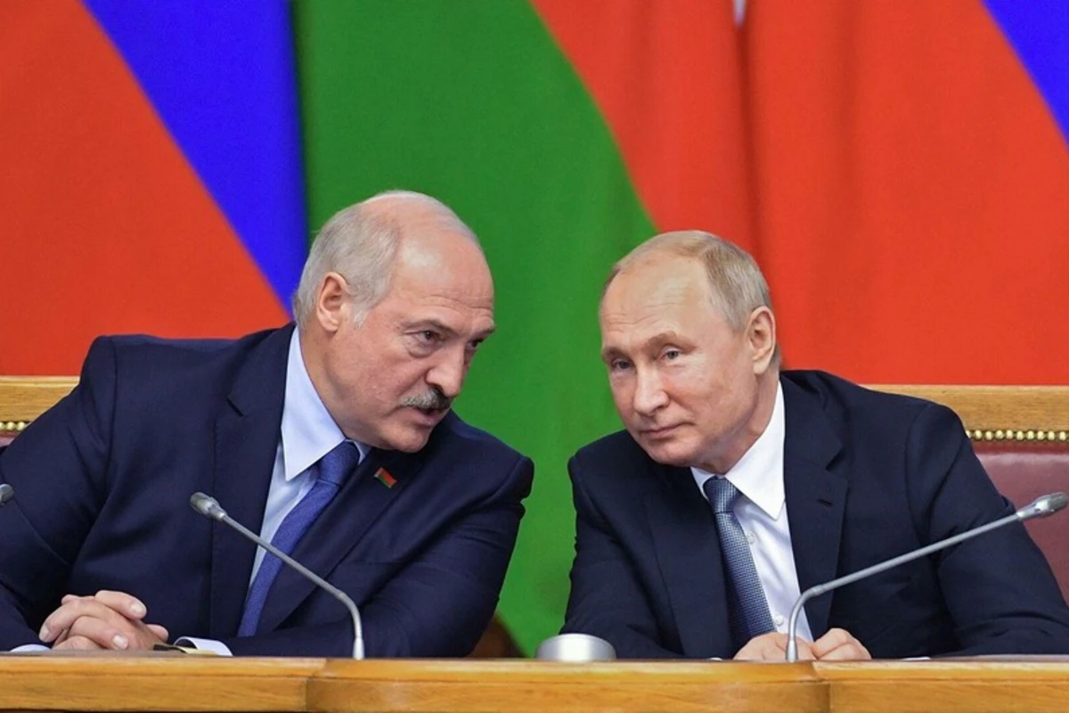 Belarus lideri: Putinə dedim ki, “Vaqner”lə bağlı sərt tədbirlər görməyə tələsmək lazım deyil” Belarus lideri: Putinə dedim ki, “Vaqner”lə bağlı sərt tədbirlər görməyə tələsmək lazım deyil”