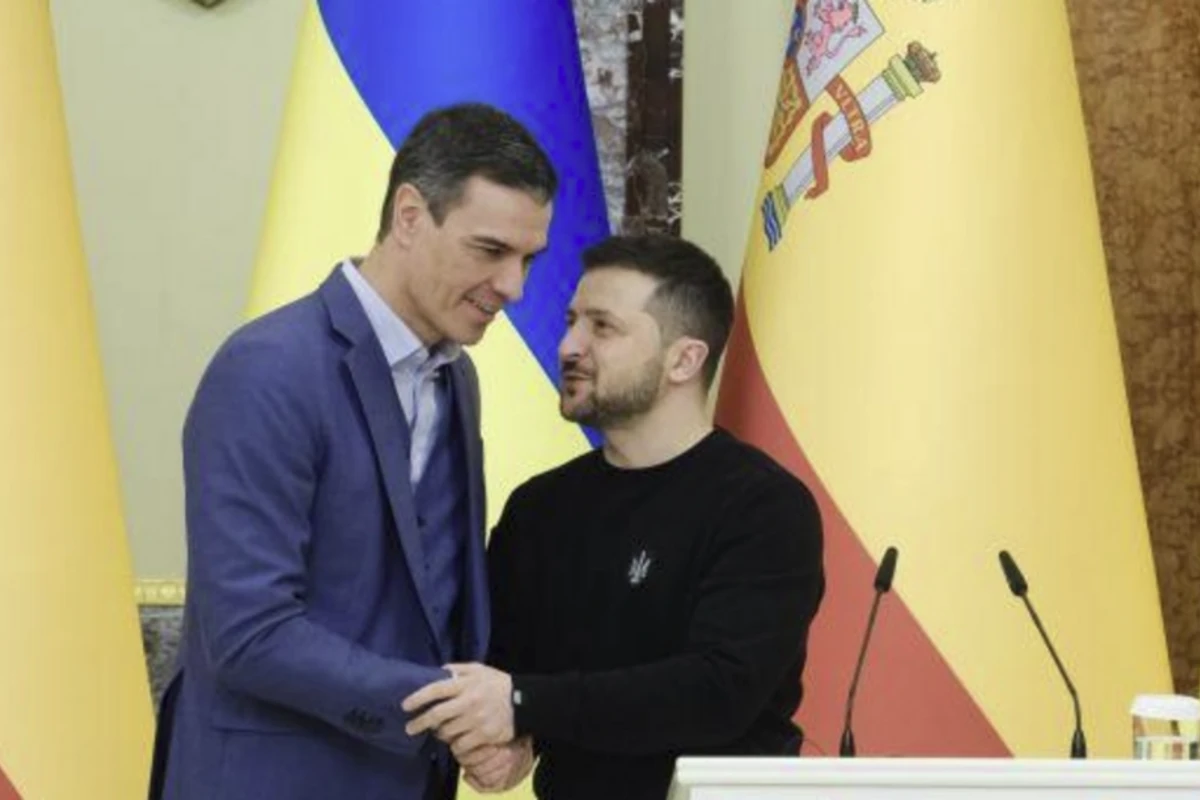 Volodimir Zelenski Kiyevdə İspaniyanın Baş naziri ilə görüşüb