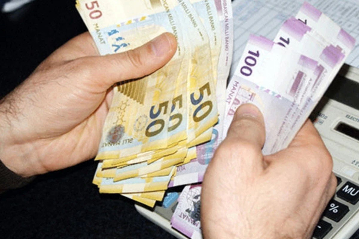 Azərbaycanda əmanətlərin sığortalanması üçün 100 min manatlıq limit ədalətlidirmi? - FOTO