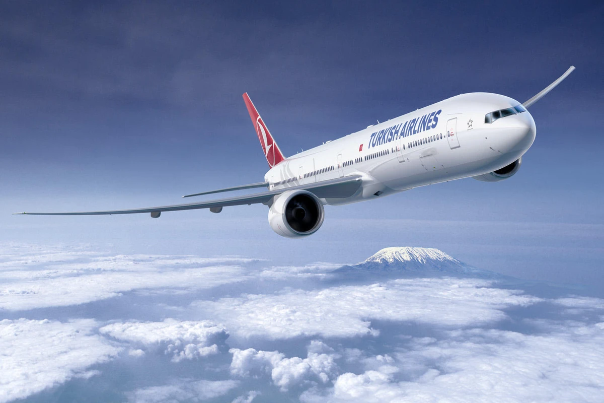 Türk Hava Yollarının təyyarəsi Bakıya təcili eniş edib Türk Hava Yollarının təyyarəsi Bakıya təcili eniş edib