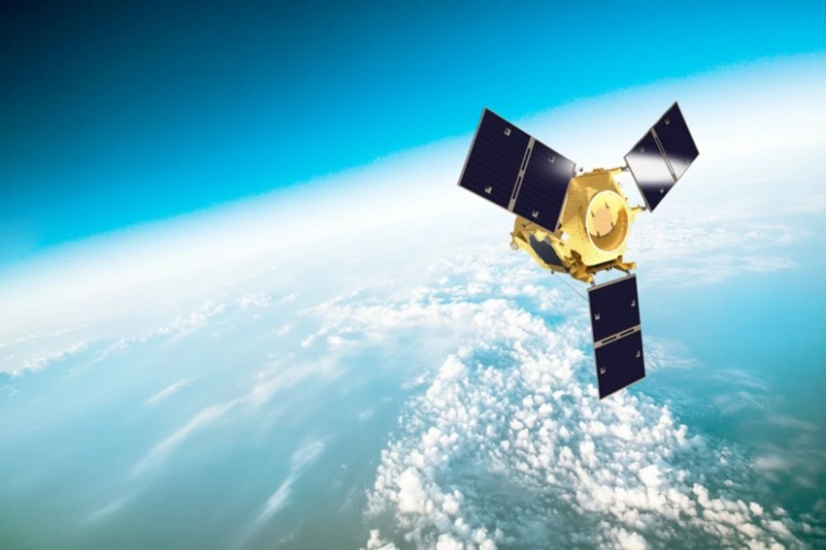 Новый азербайджанский спутник выведет на орбиту израильская компания