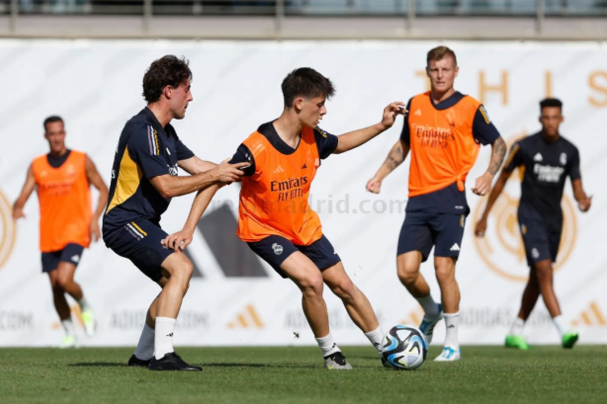 Arda Gülər “Real Madrid”də ilk məşqinə çıxdı - FOTO