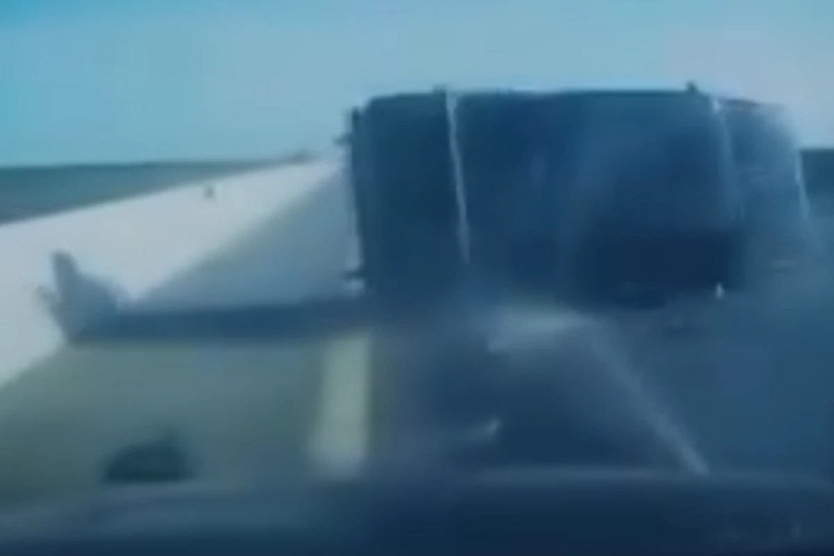 Bakı-Qazax yolunda “VAZ-2107” belə aşdı - VİDEO