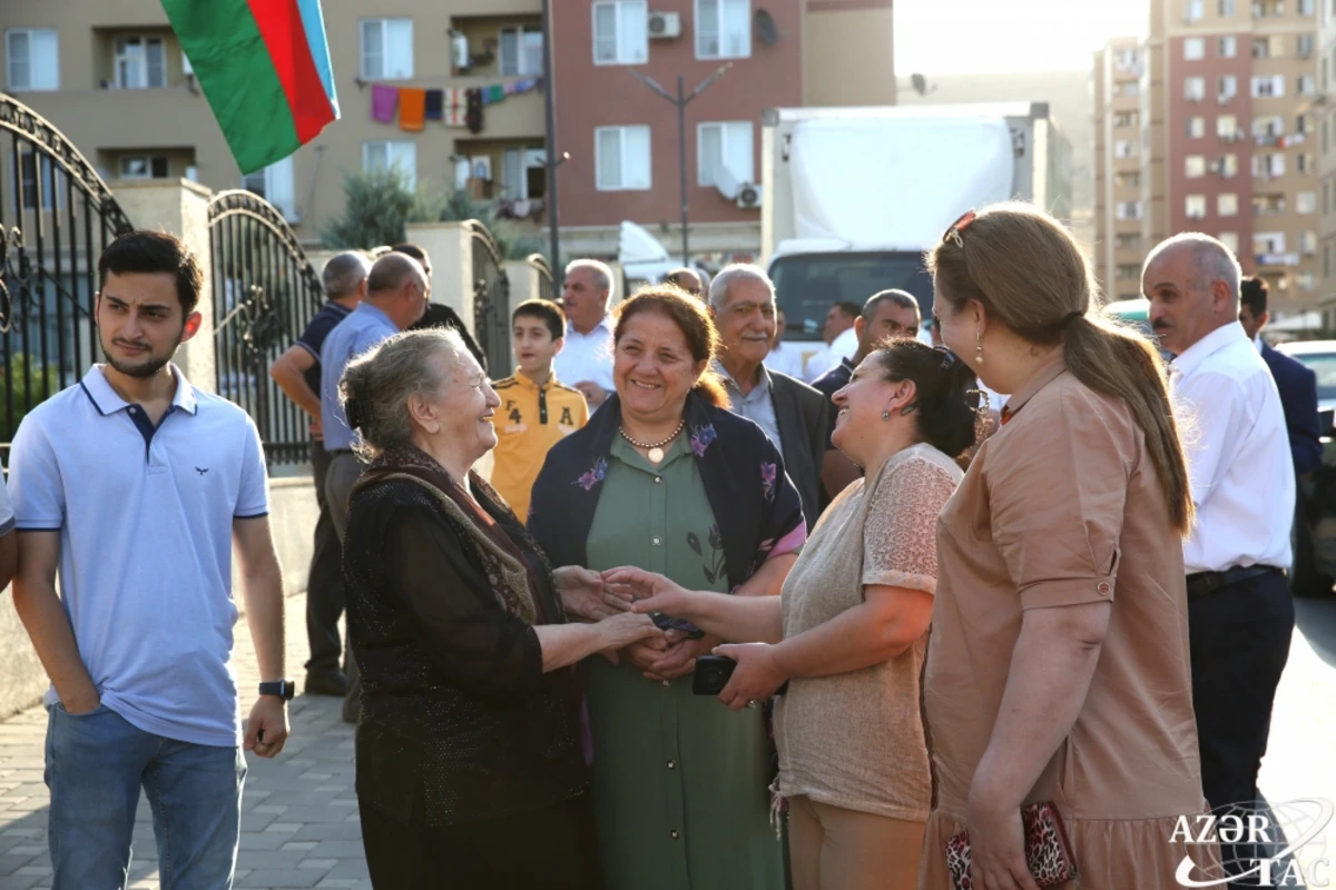 Bu gün daha 23 ailə Laçın şəhərinə yola salınıb - FOTO