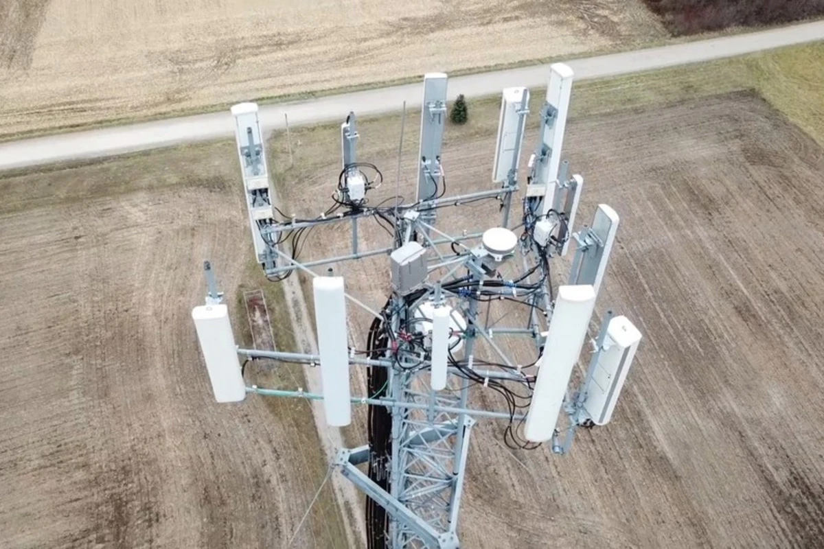 4 rayonda mobil operator şirkətinin enerji blokları oğurlanıb - FOTO