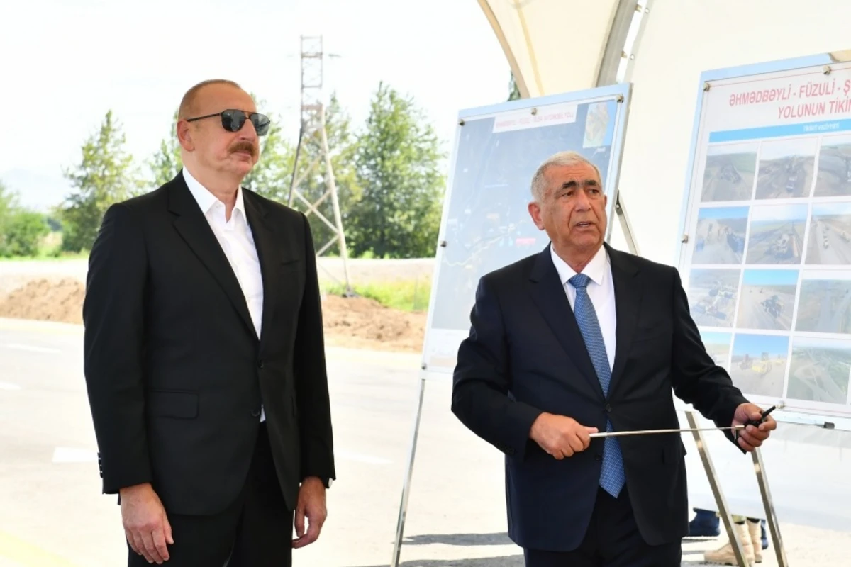 Prezident Əhmədbəyli-Füzuli-Şuşa avtomobil yolunun 27 kilometrlik hissəsinin tikintisi ilə tanış olub - YENİLƏNİB