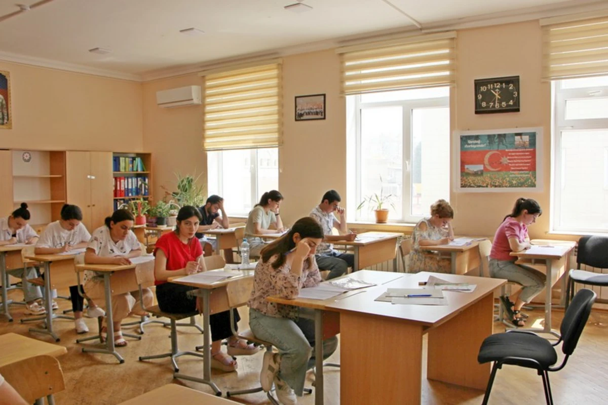 Müəllimlərin vakansiya seçimi mərhələsinə start verilir Müəllimlərin vakansiya seçimi mərhələsinə start verilir