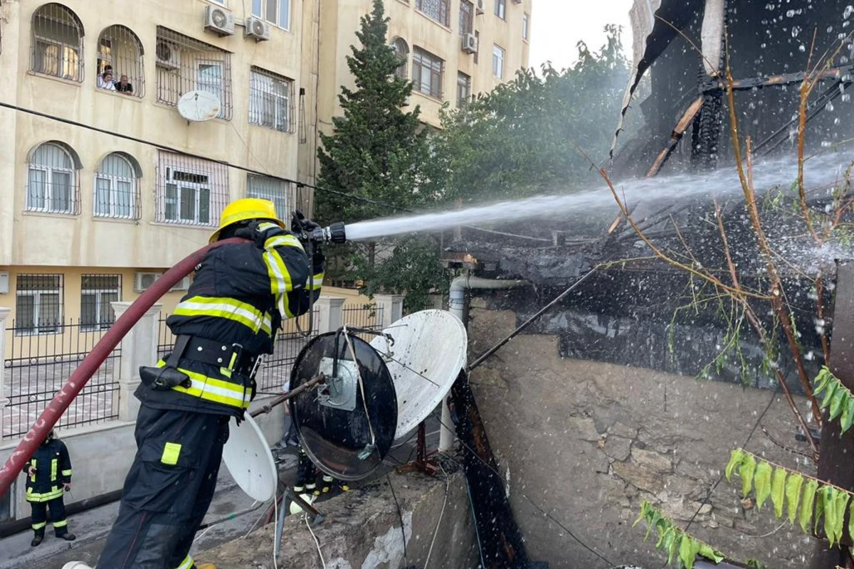 Bakıda fərdi evdə yanğın olub - FOTO/VİDEO