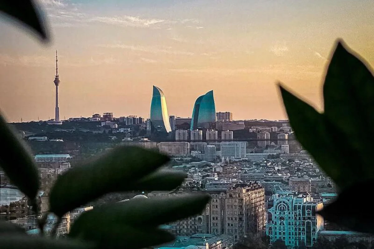 Yağış, külək və 40 dərəcə isti… - Sabahın hava proqnozu