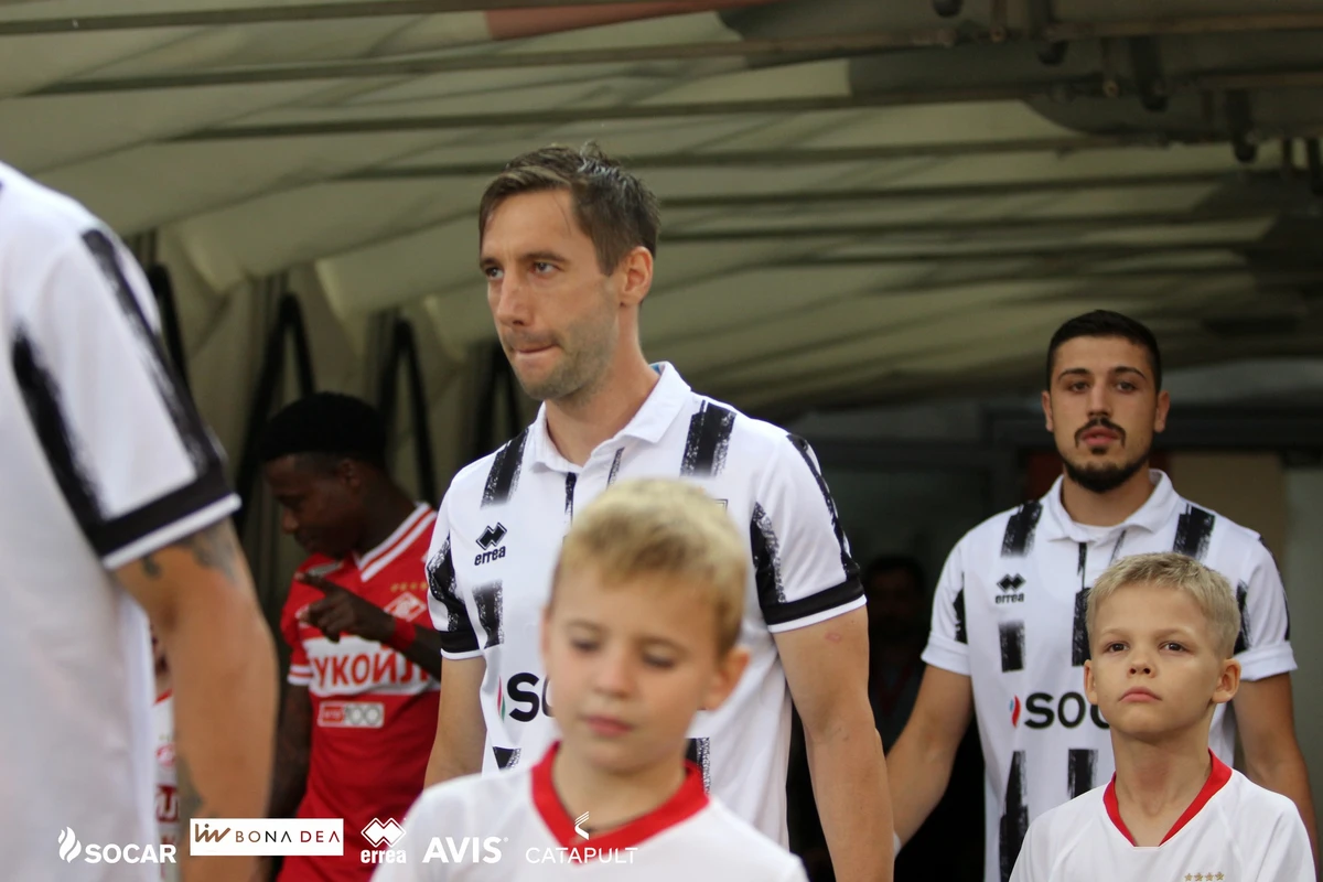 “Neftçi”dən daha bir TRANSFER - FOTO