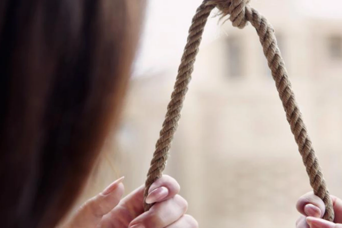 В Джалилабаде 26-летняя девушка совершила самоубийство