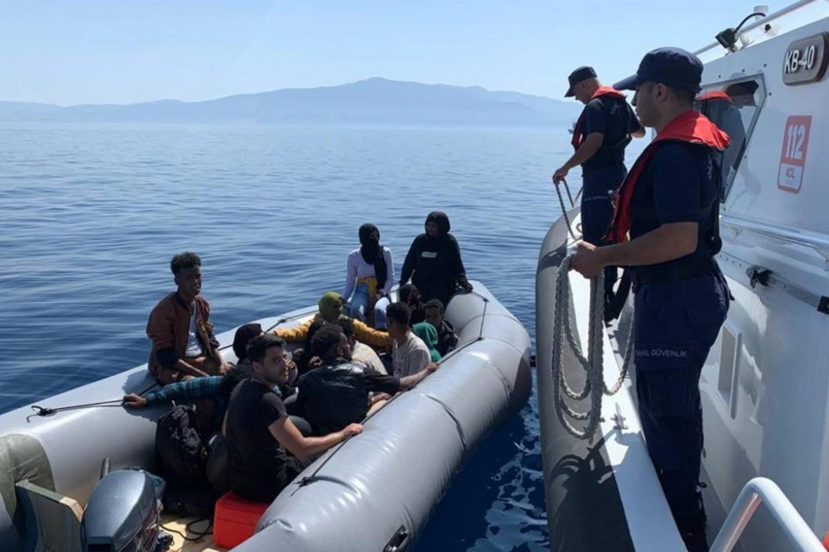 İzmir sahillərində 14 qeyri-qanuni miqrant yaxalanıb